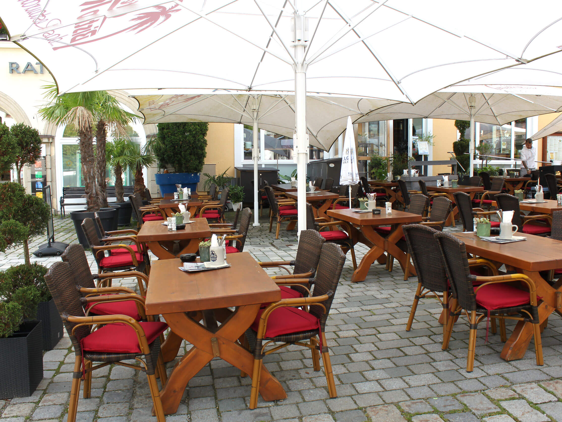 Unser Biergarten am Marktplatz in Immenstadt Unser Biergarten am Marktplatz in Immenstadt